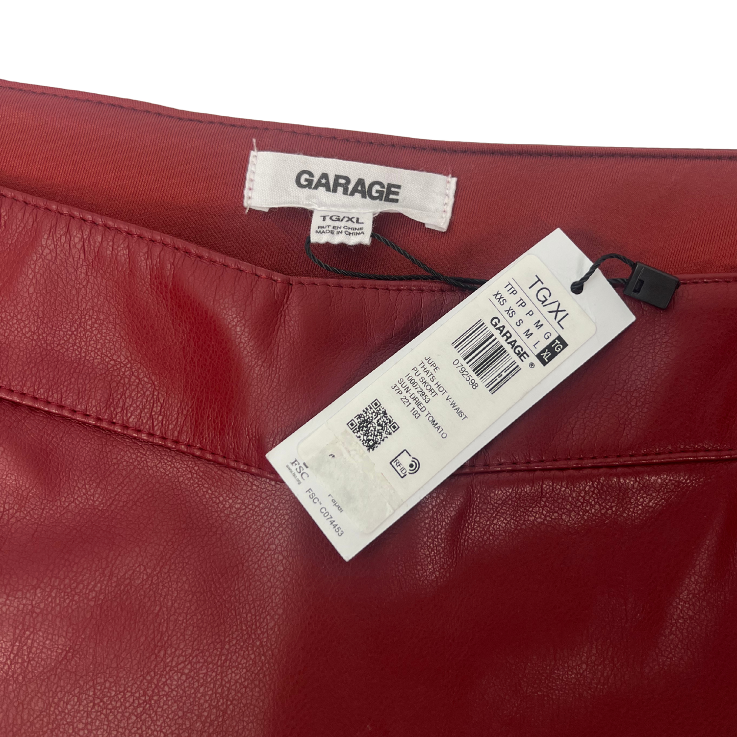 Women's V-Waist Red Skort – Size XL, Sun-Dried Tomato