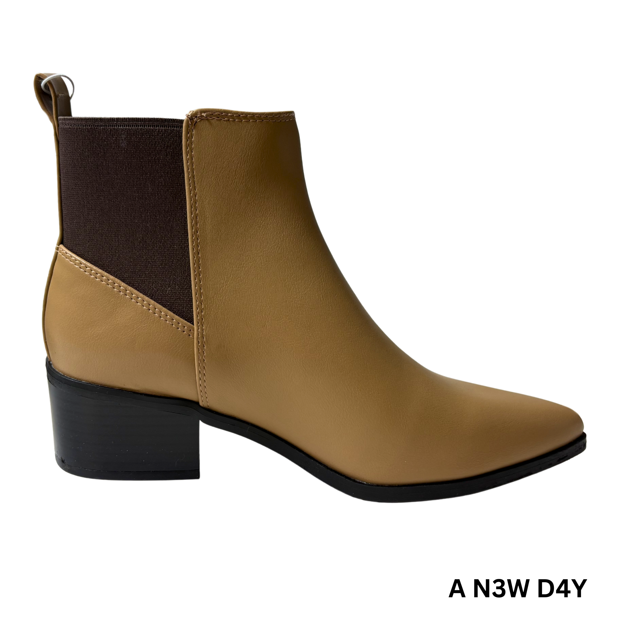 Women's Tan Gwen Boots - 7.5