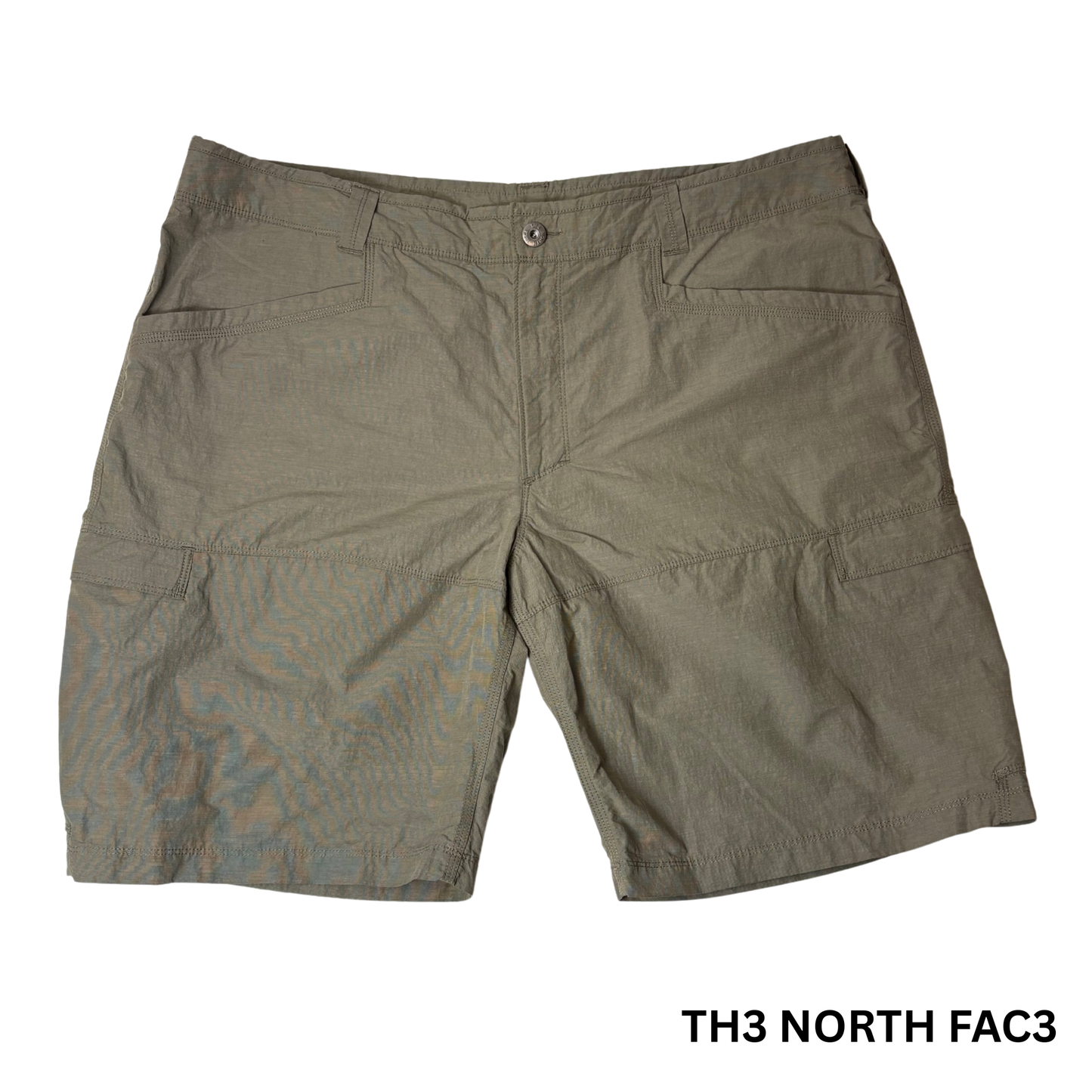 Men's Green Cargo Shorts - 40