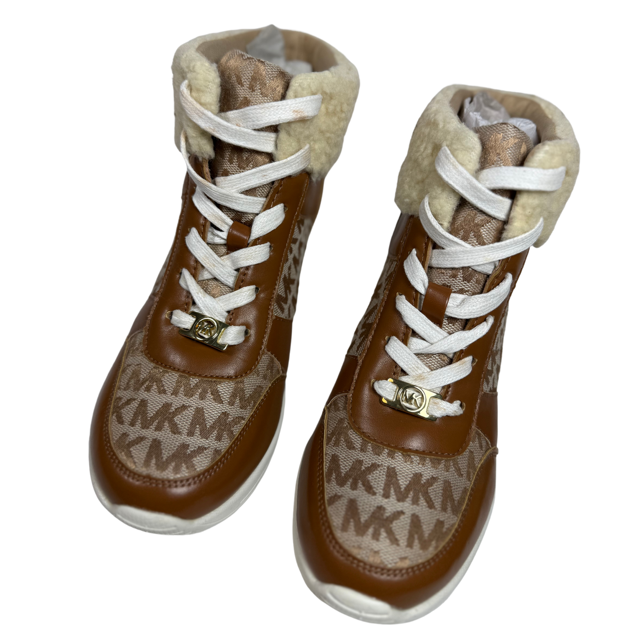 MK Tan Tahoe Wedge Boots with Monogram Faux Sherpa Trim, Girls' Size 5 (US), Euro 36, UK 4