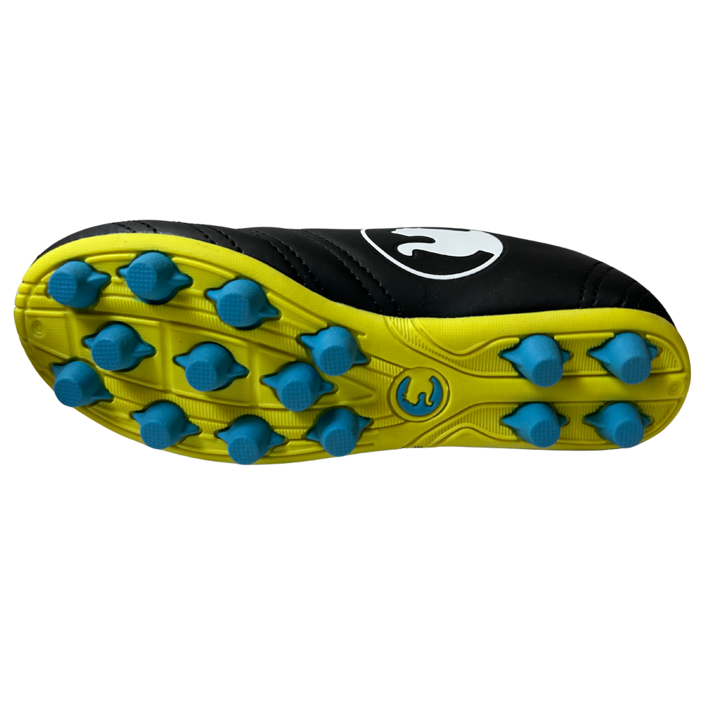 Kids ProCat Pitch Soccer Cleats – Black/White – Size 11