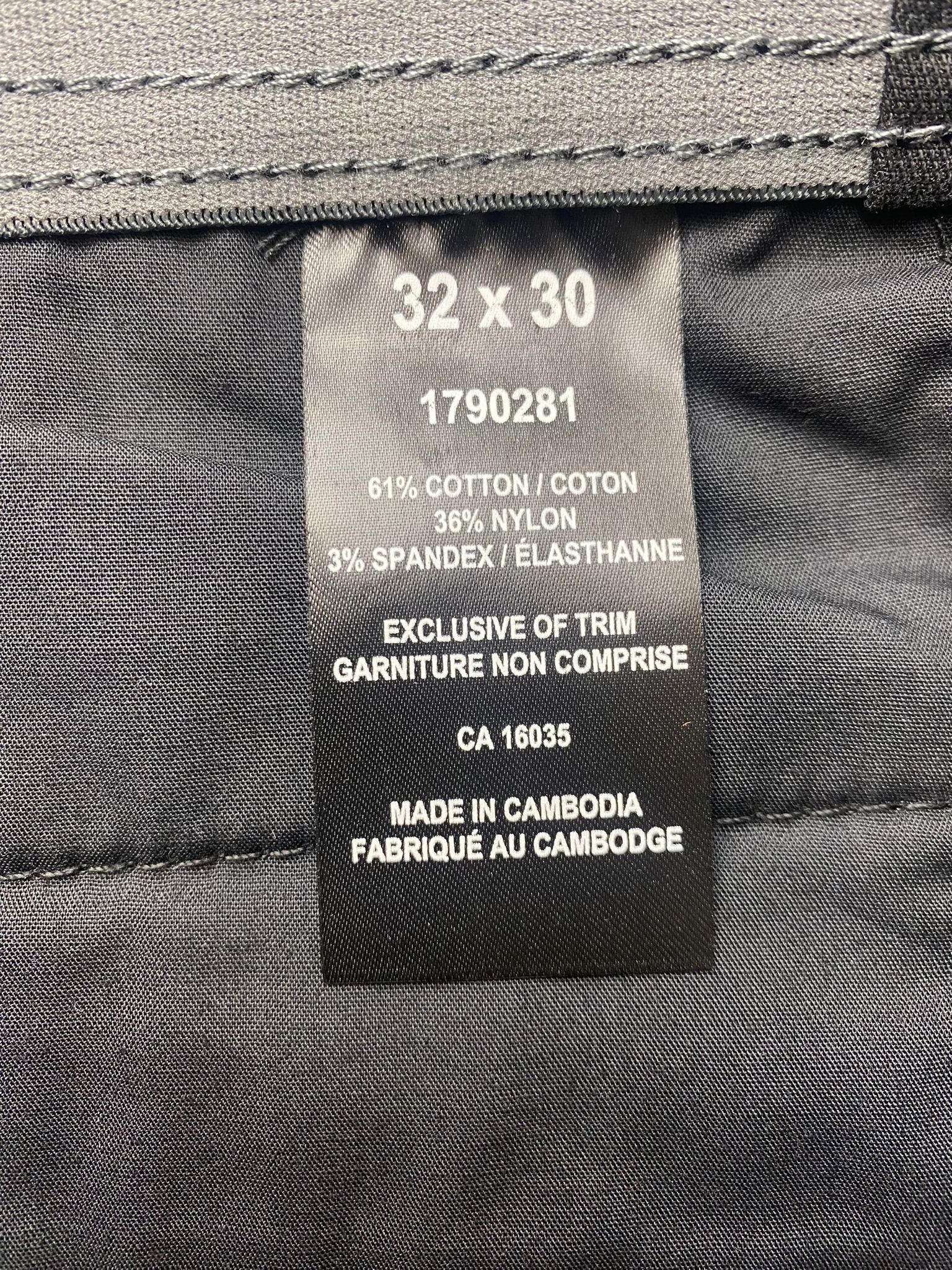 Men's Black Straight Leg Stretch Pants - 32x30