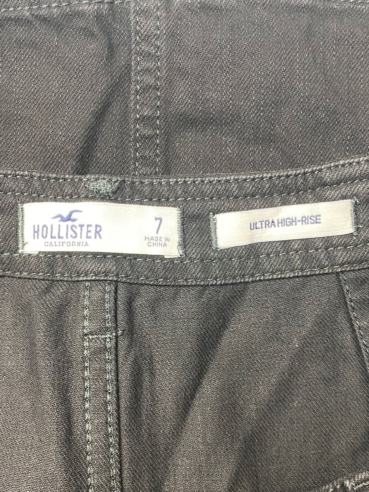 Hollister Women's Black Ultra High-Rise Button-Up Jeans Skirt - 7