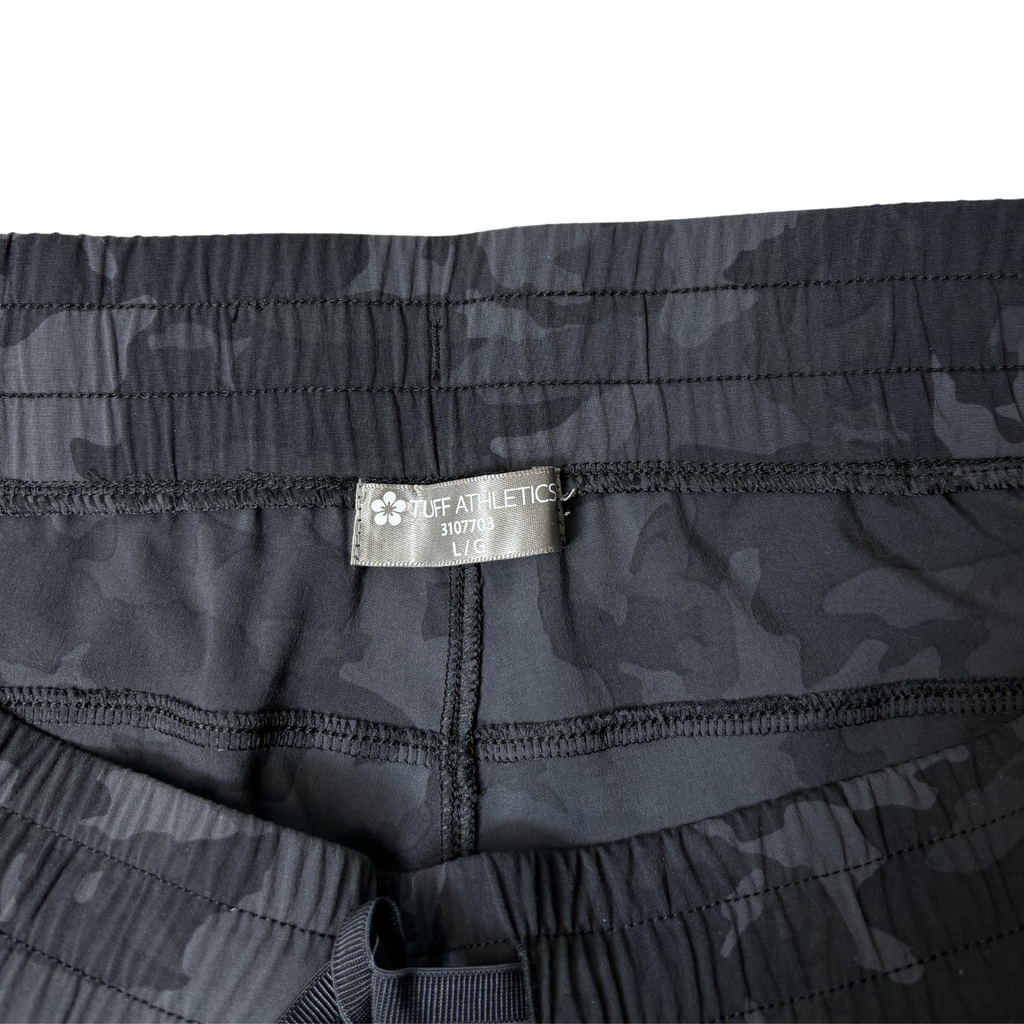 Women’s Black Camo Athletic Shorts – Size L