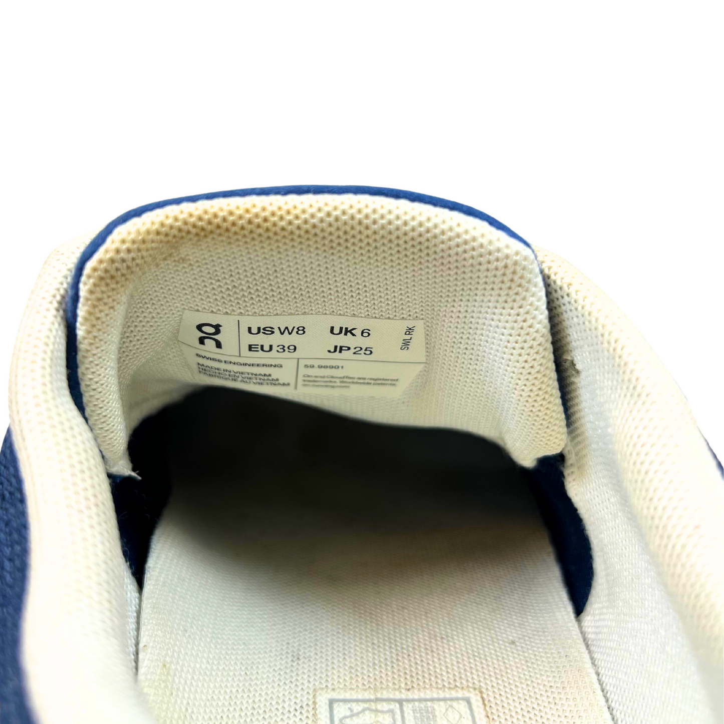 Women’s Cloud 5 Terry Sneakers – Denim/White | Size US 8 UK 6 EU 39