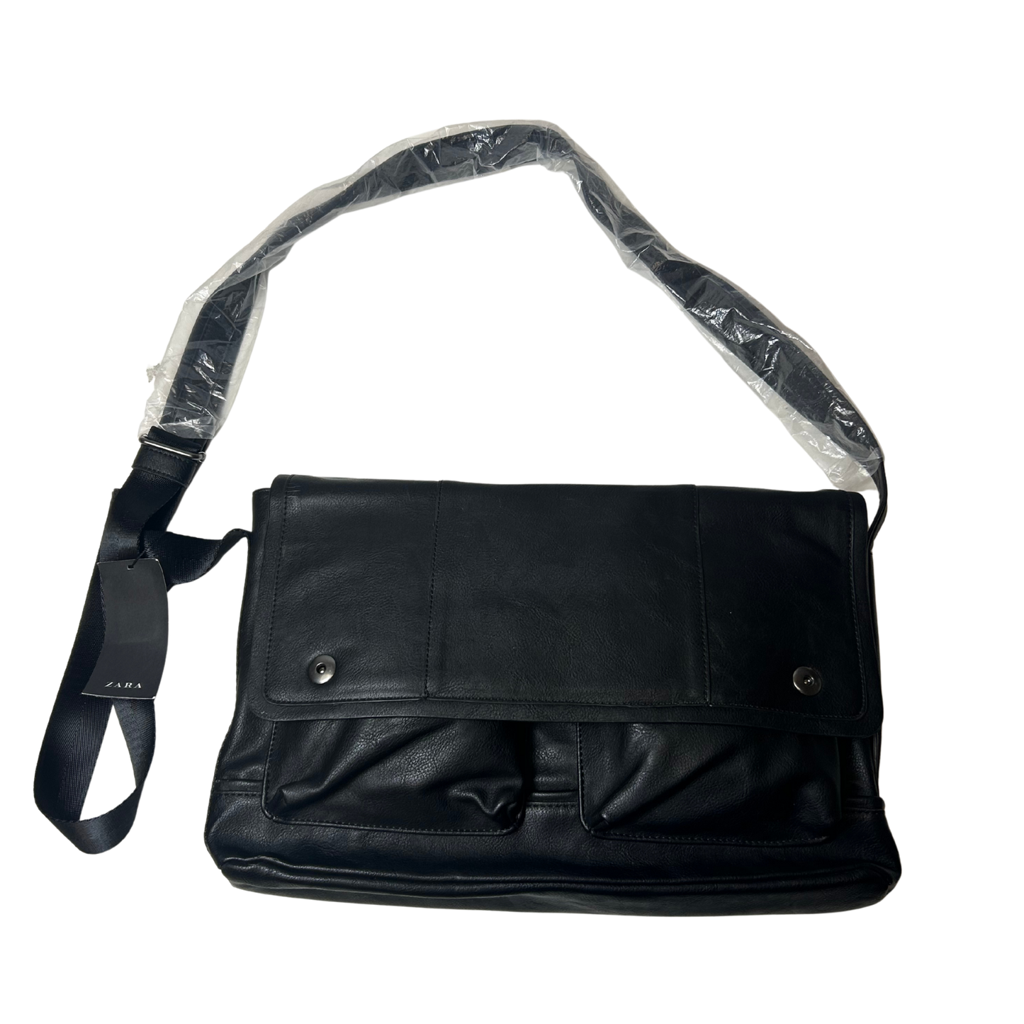 Black Men’s Messenger Bag – Sleek & Modern Everyday Carry