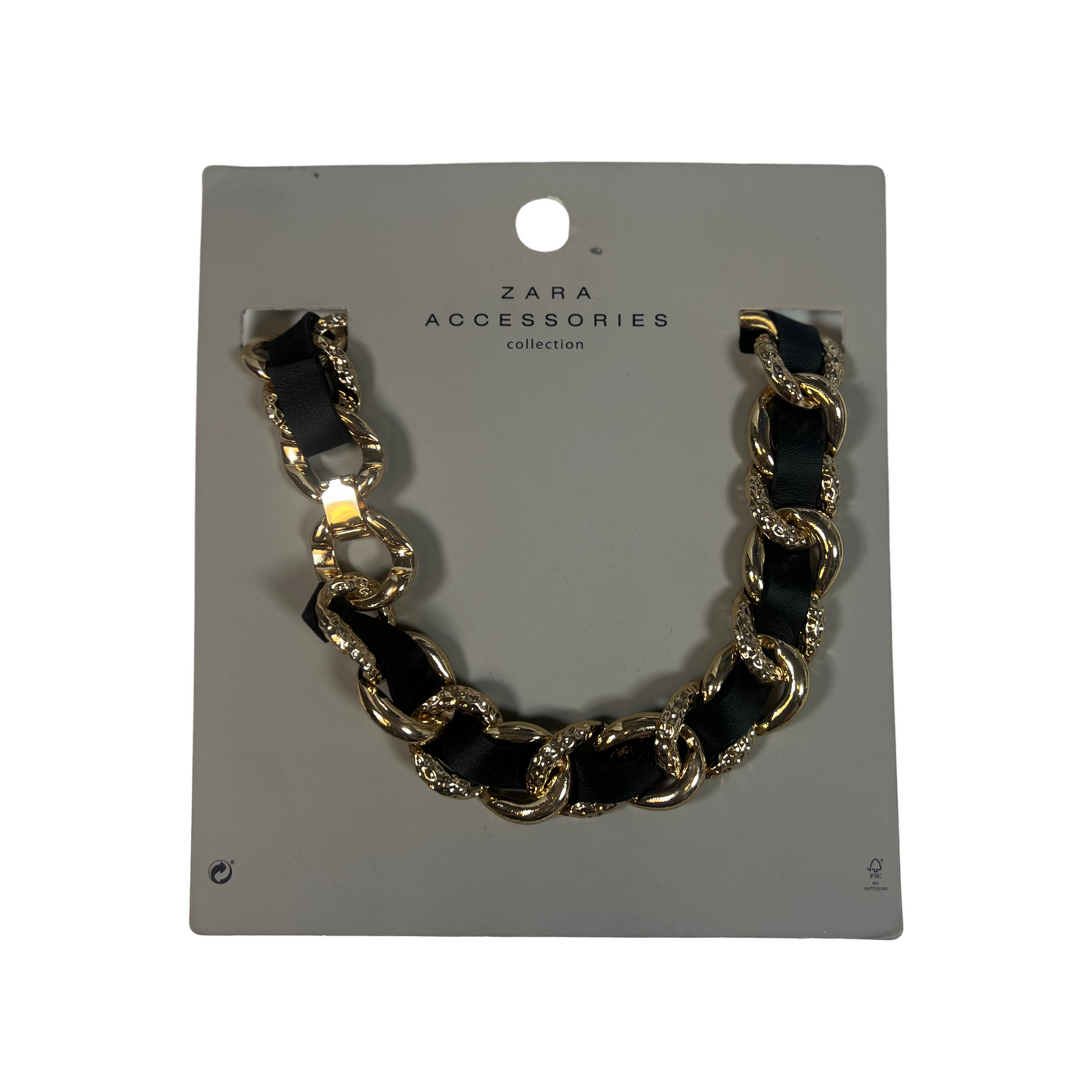 Zara Gold & Black Necklace – Chic Statement Piece